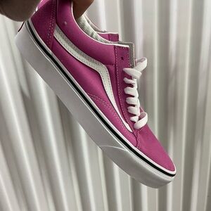 New VANS Old Skool Fuchsia Red VN0A5KRF8ZV Mens 7.5 Women’s US 9